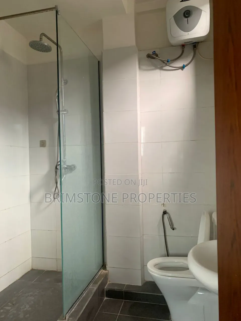 Furnished 3bdrm Apartment in Lekki Phase 1 for rent