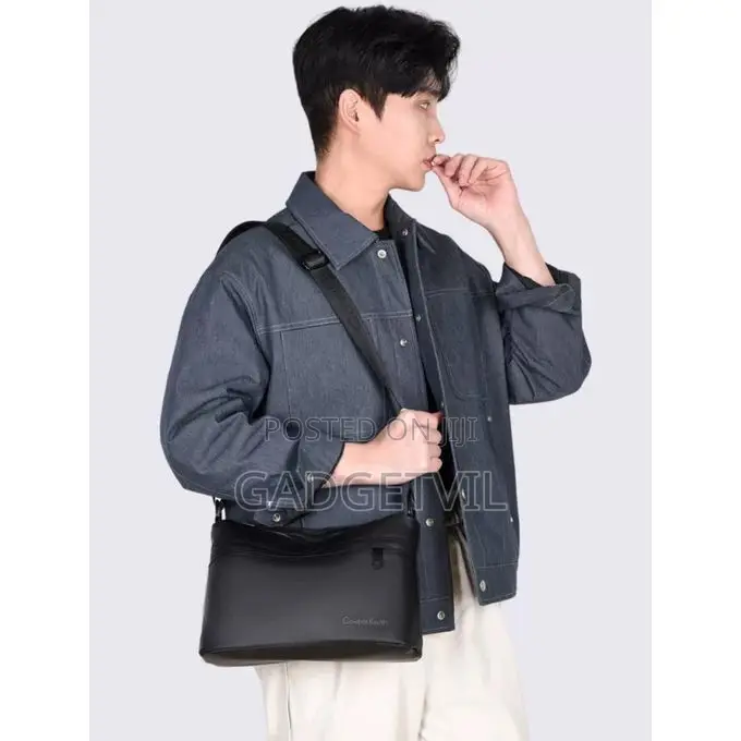 Men's New Fashionable and Simple Casual Shoulder Bag