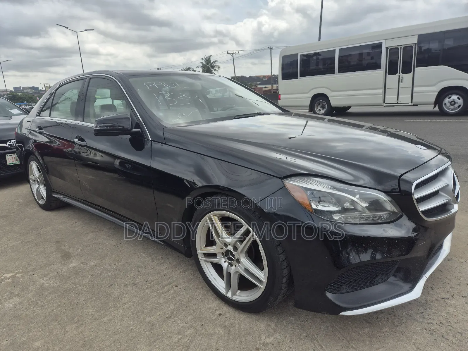 Mercedes-Benz E350 Base 4Matic Sedan AWD (3.5L 6cyl 7A) 2013 Black