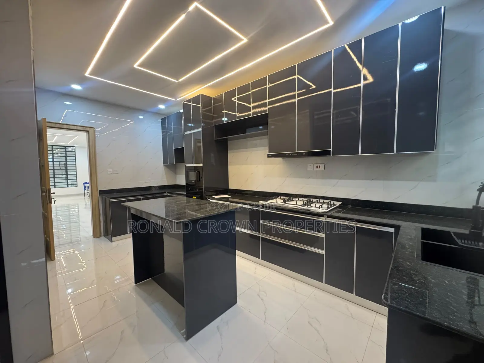 5bdrm Duplex in Adeniyi Jones for sale