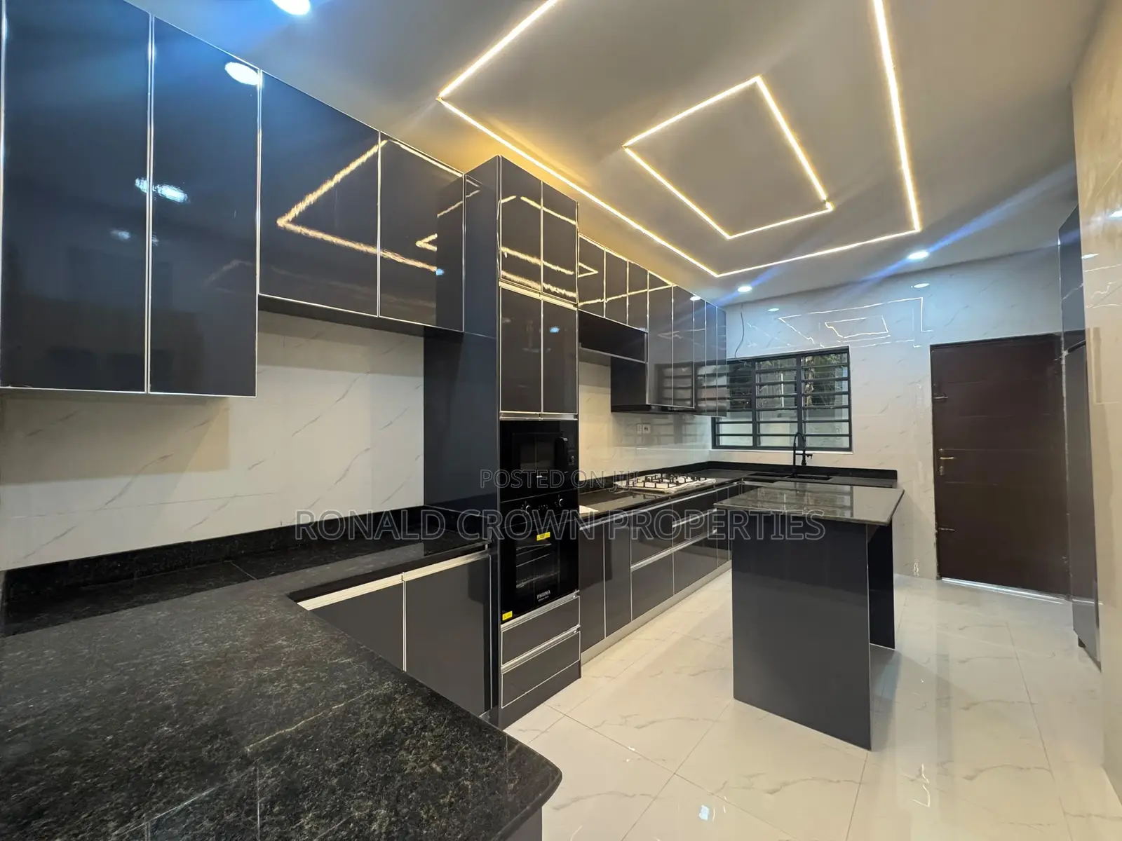 5bdrm Duplex in Adeniyi Jones for sale