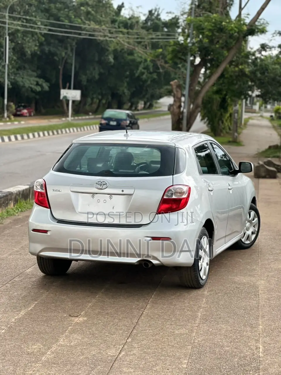 Toyota Matrix 2010 Silver