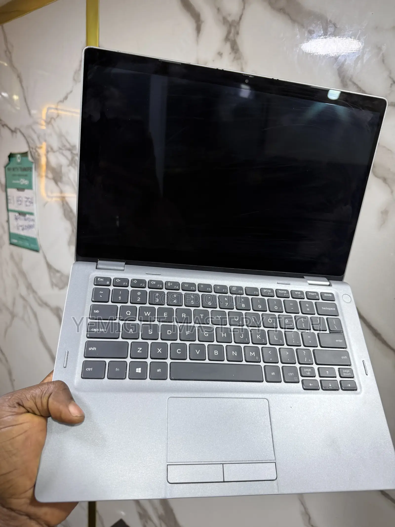 Laptop Dell Latitude 5310 2-in-1 16GB Intel Core i7 SSD 256GB