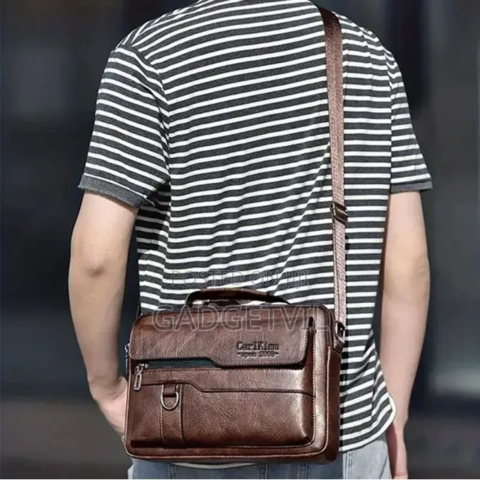 Men's Horizontal PU Leather Retro Large Capacity Casual Bag