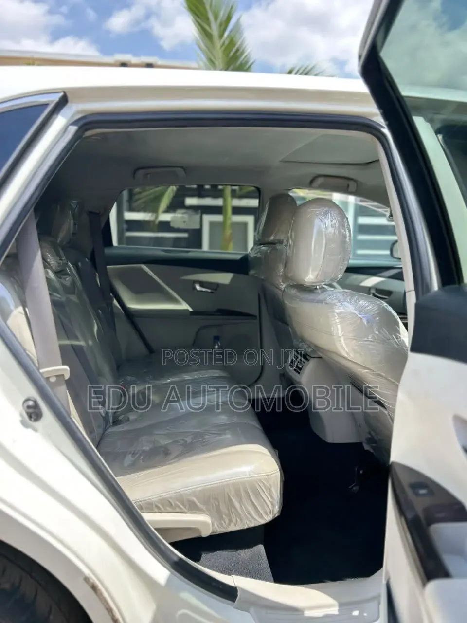 Toyota Venza 2012 White