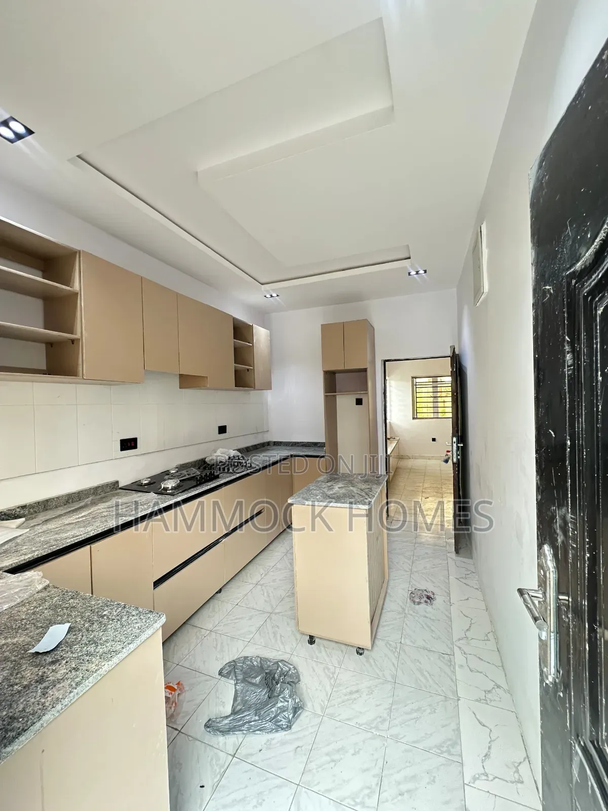 4bdrm Bungalow in Transformation, Jericho for sale