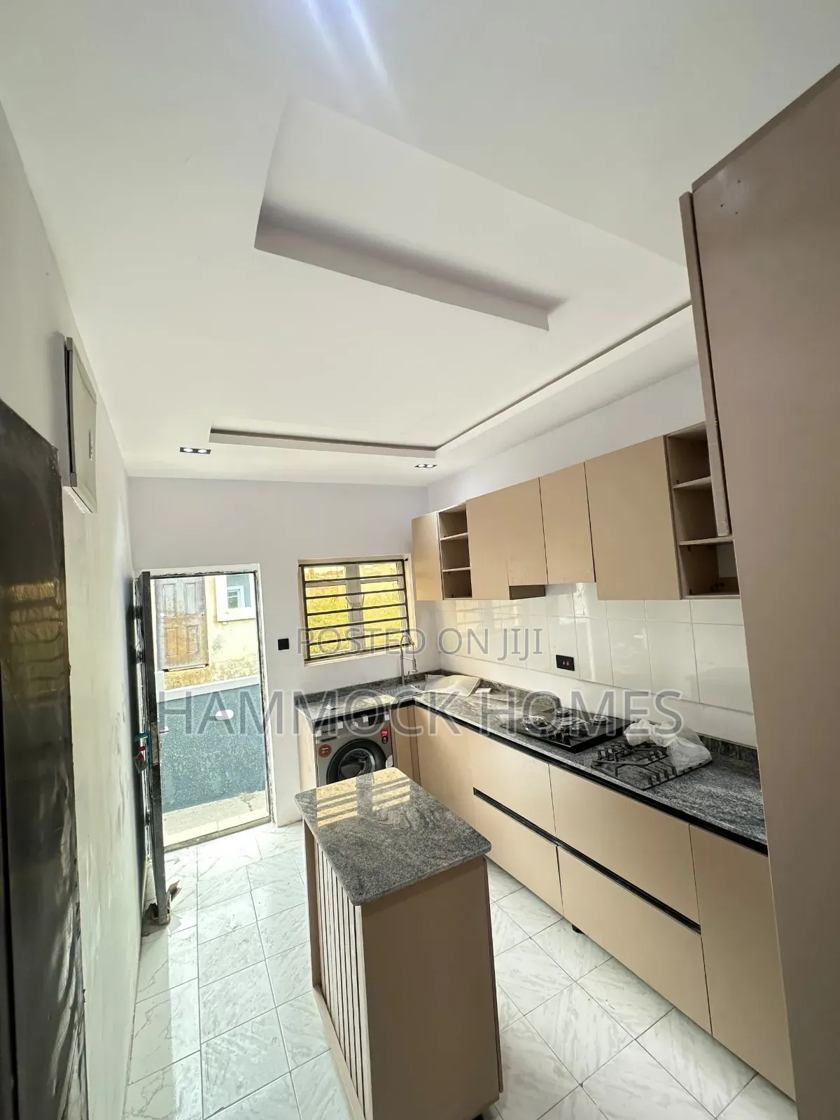 4bdrm Bungalow in Transformation, Jericho for sale