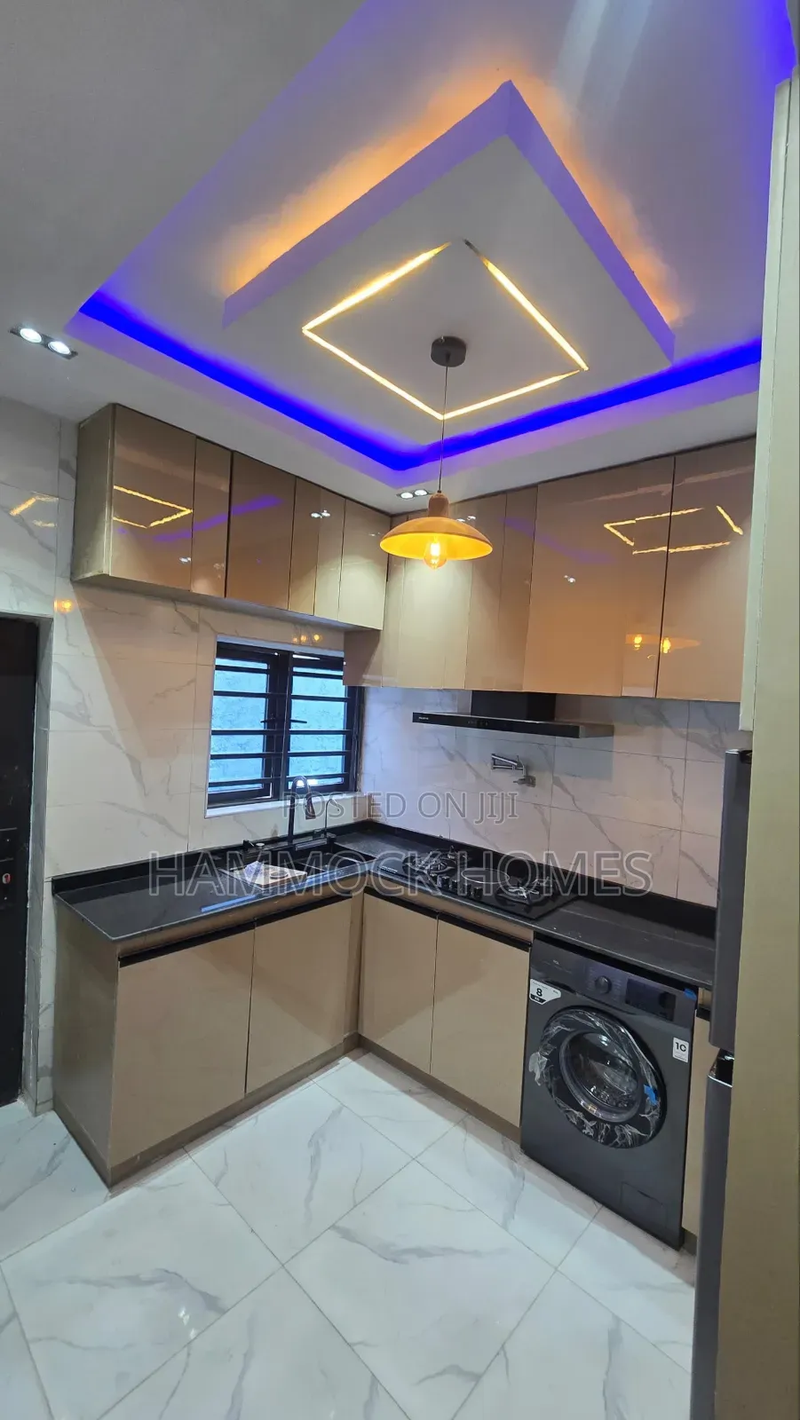 3bdrm Bungalow in Adetokun Estate, Eleyele for sale
