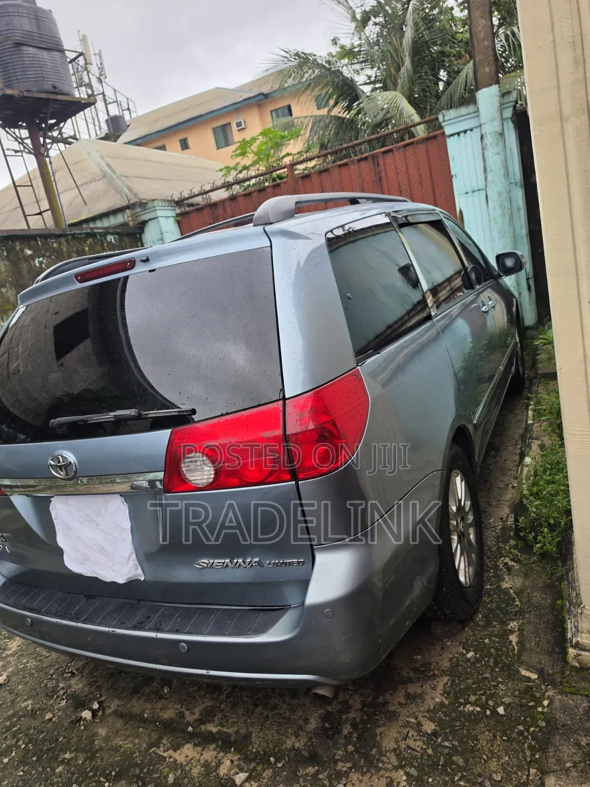 Toyota Sienna
