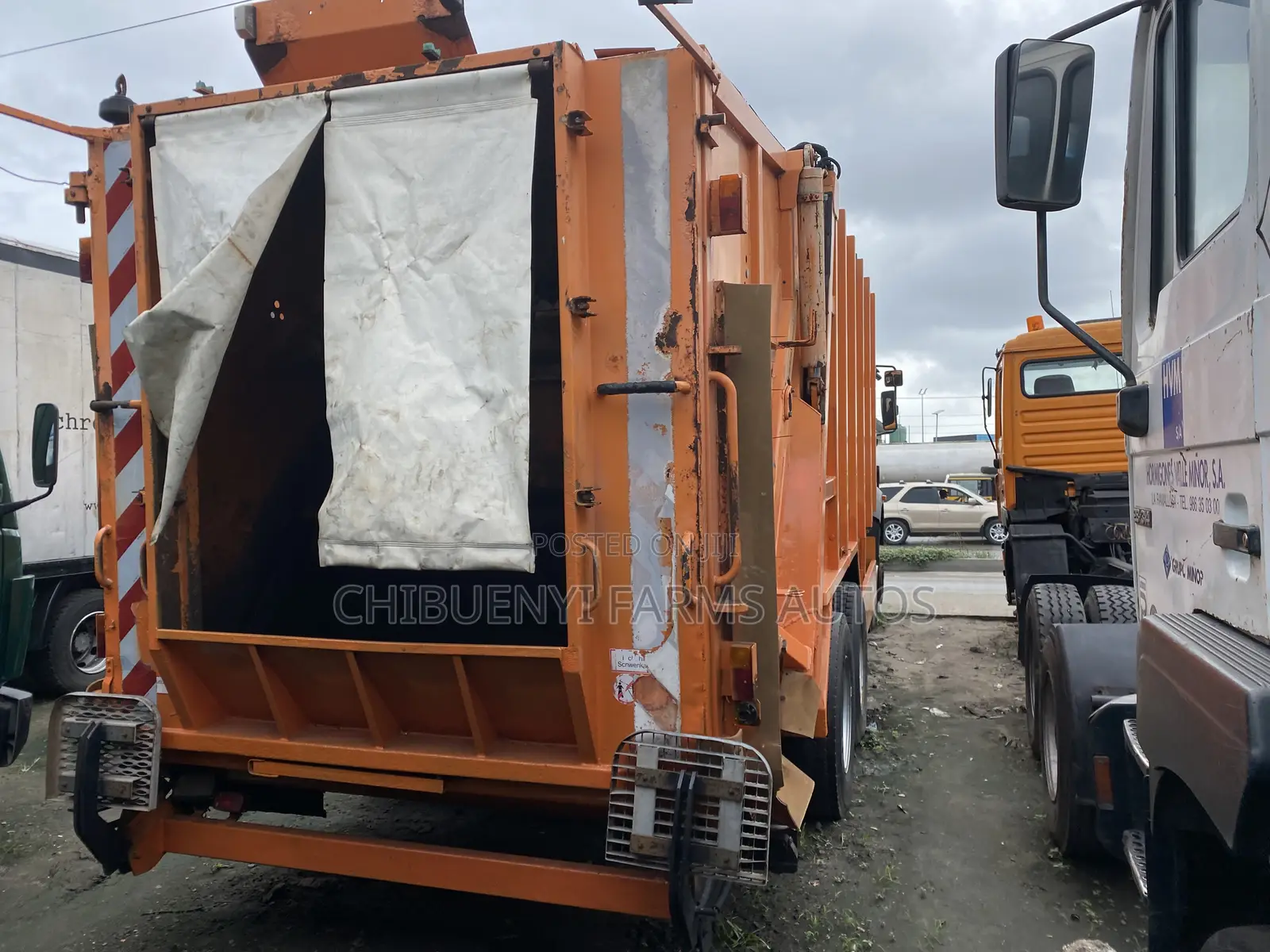 Benz Garbage Compactor