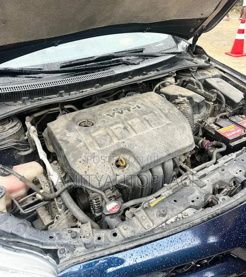 Toyota Corolla LE 4dr Sedan (1.8L 4cyl 4A) 2012 Blue