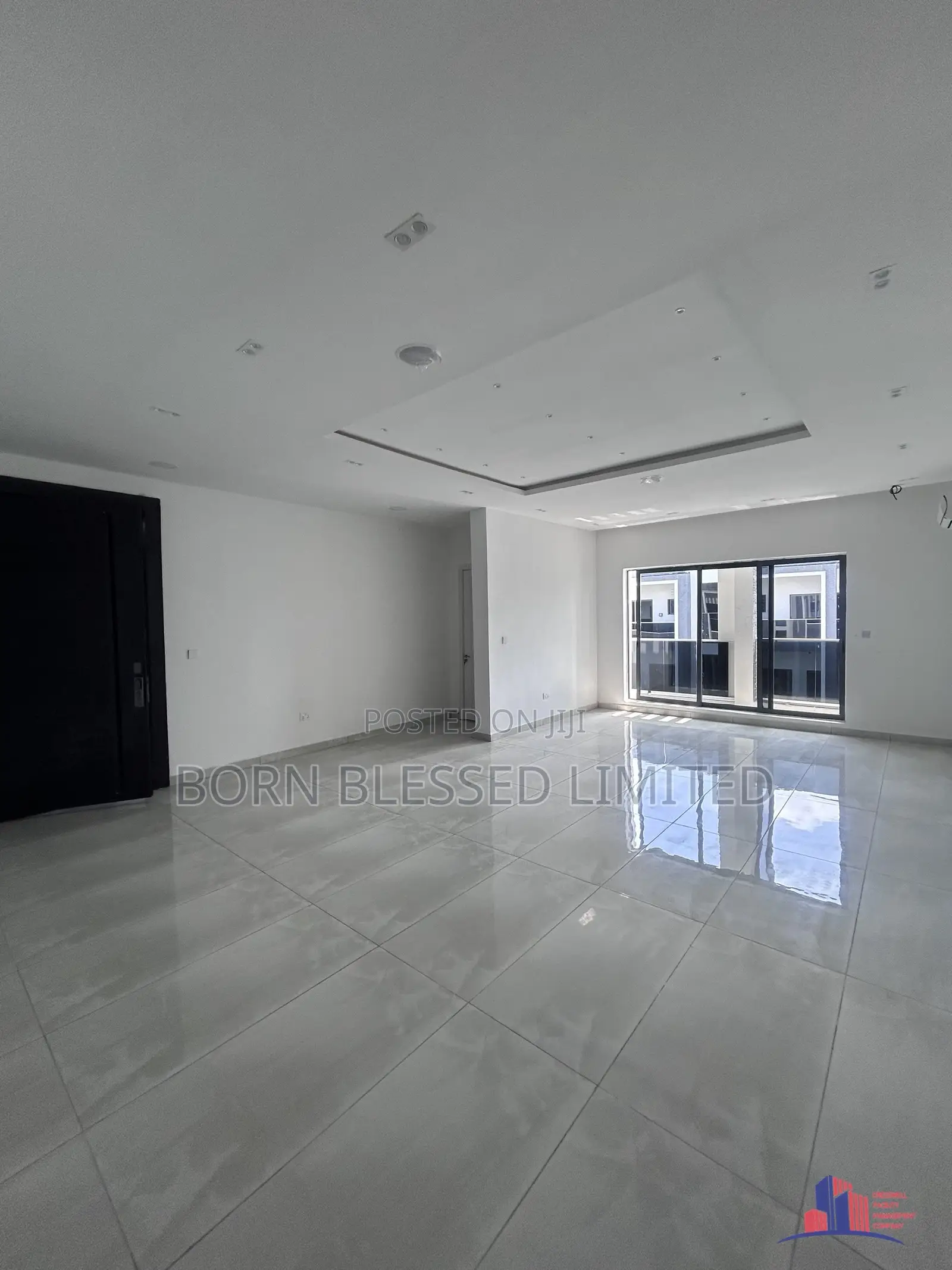 3bdrm Block of Flats in Victoria Island for rent
