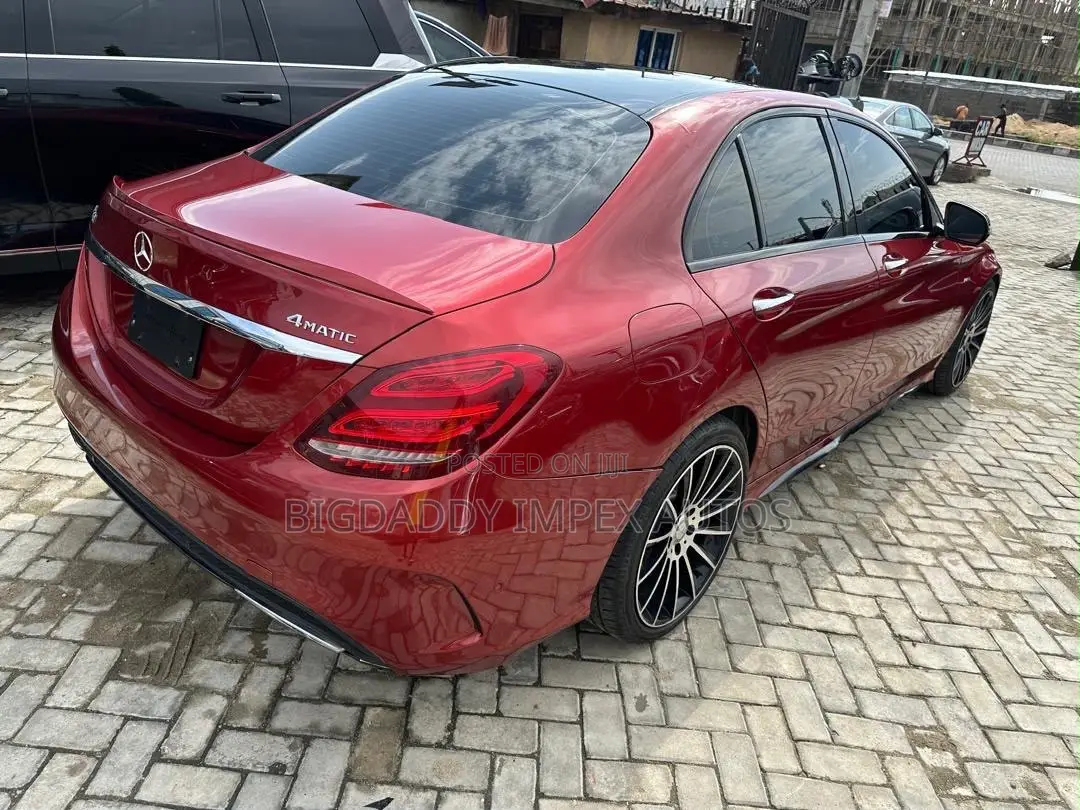 Mercedes-Benz C450 2016 Red