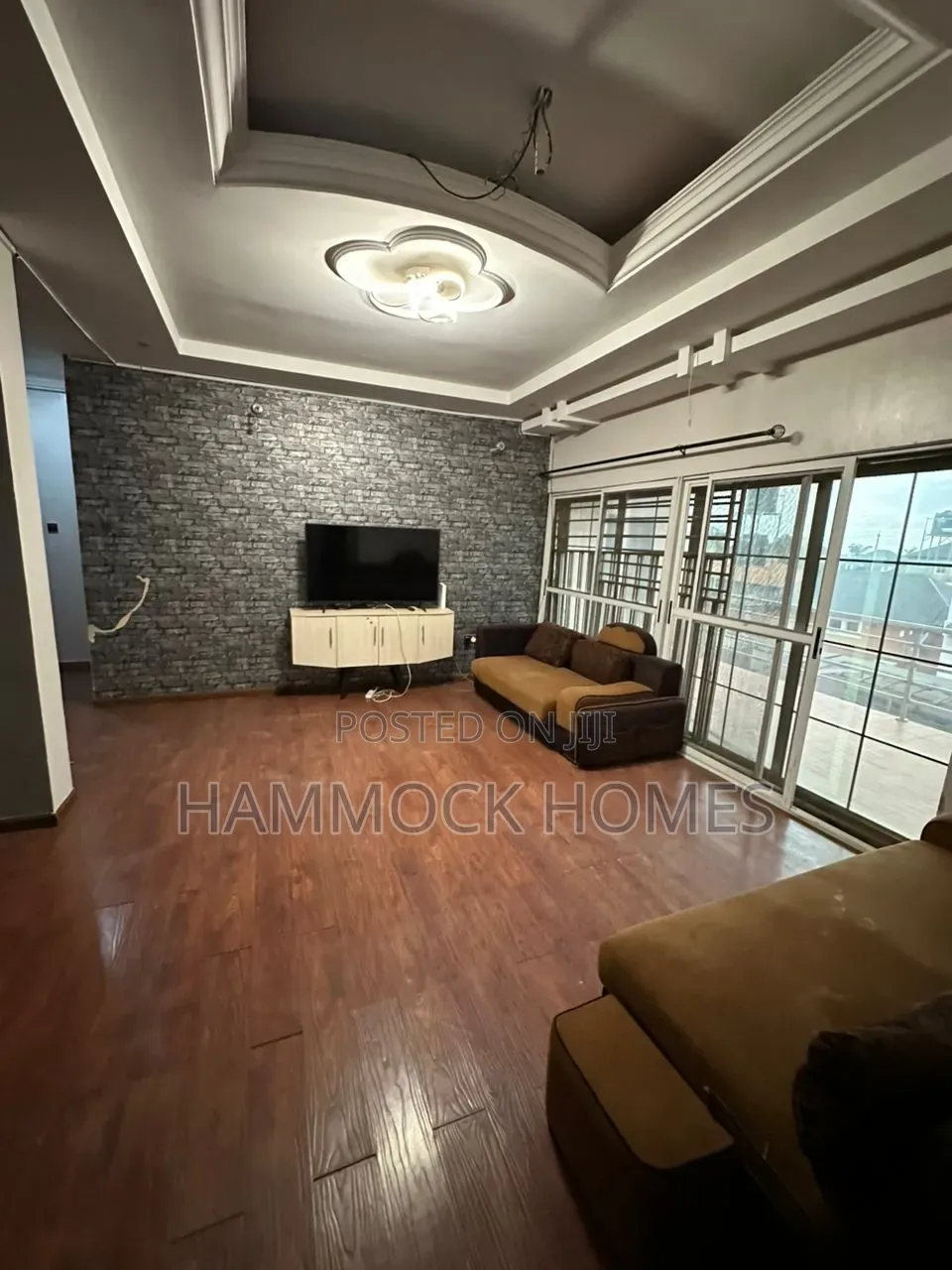 Furnished 5bdrm Duplex in Aerodrome Gra, Samonda for rent