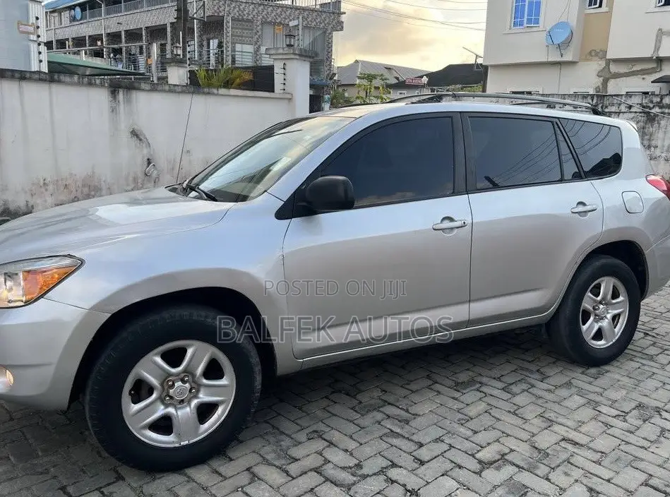 Toyota RAV4 2008 Silver