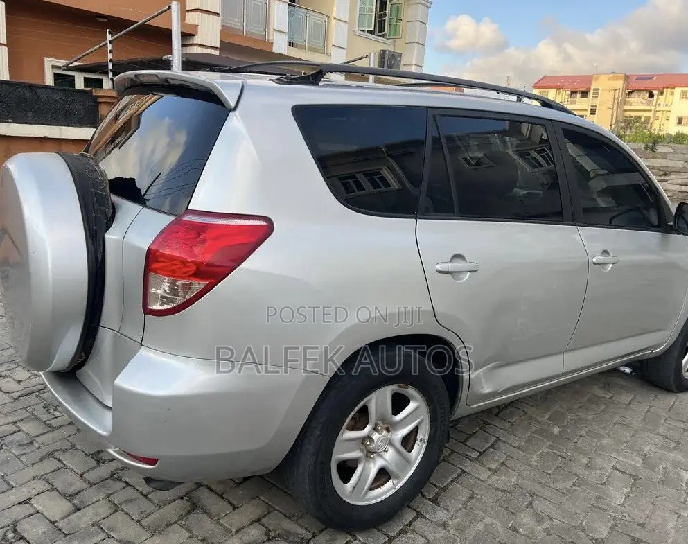 Toyota RAV4 2008 Silver