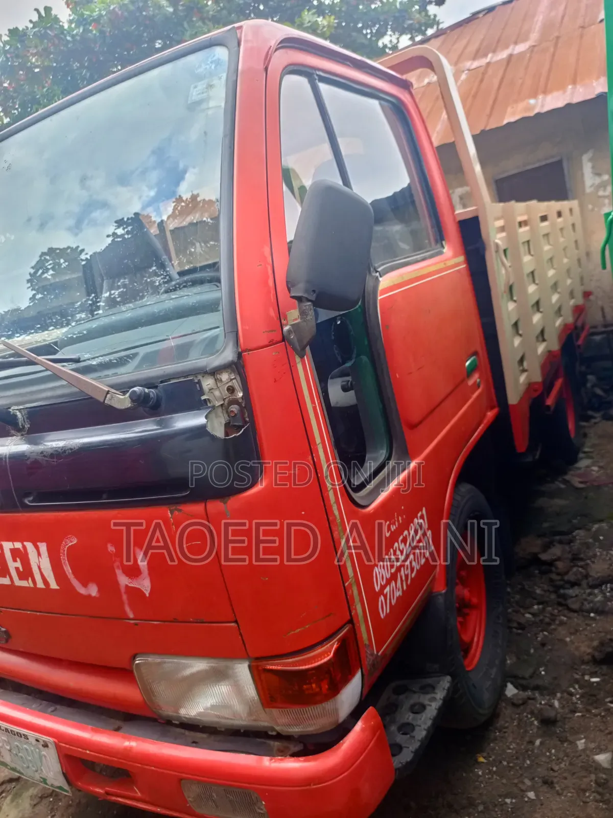 Nissan Cabstar 1999 Red