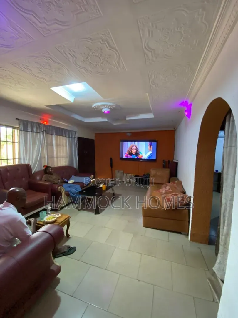 3bdrm Bungalow in Unity Estate, Akobo for sale