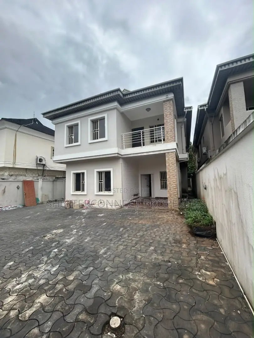 5bdrm Duplex in Lekki Phase 1 for rent