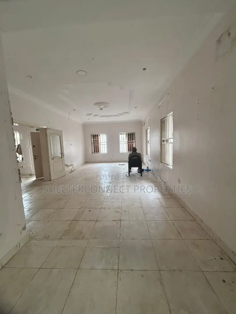 5bdrm Duplex in Lekki Phase 1 for rent