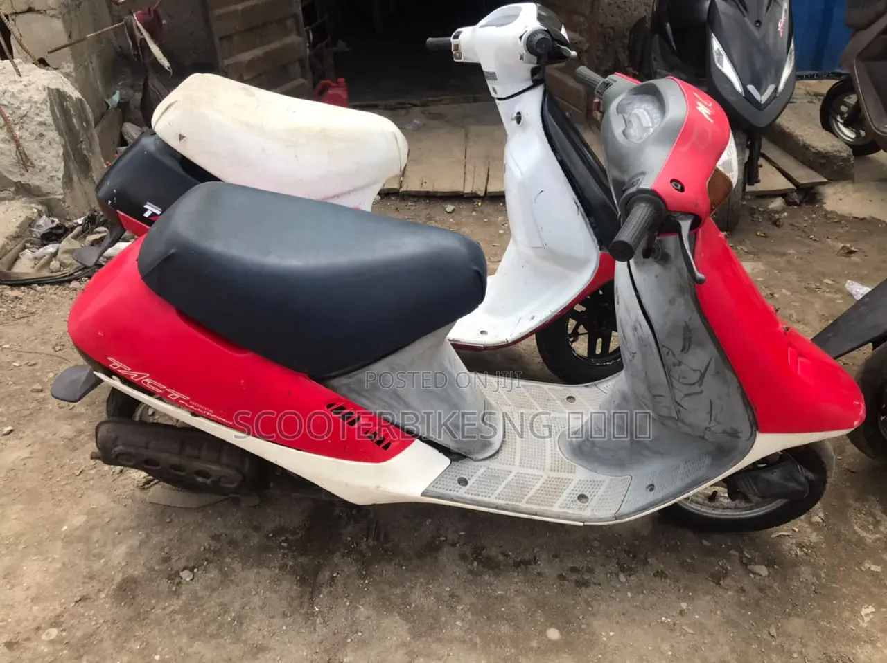 Honda Dio 2023 Red