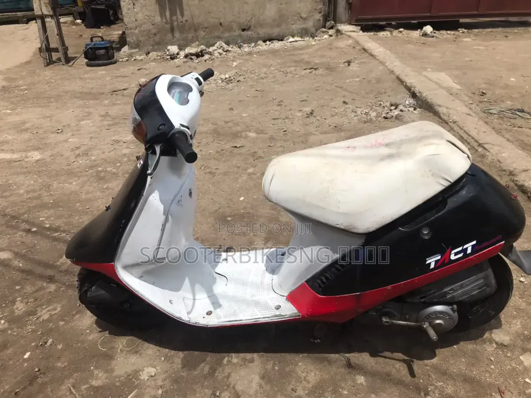 Honda Dio 2023 Red