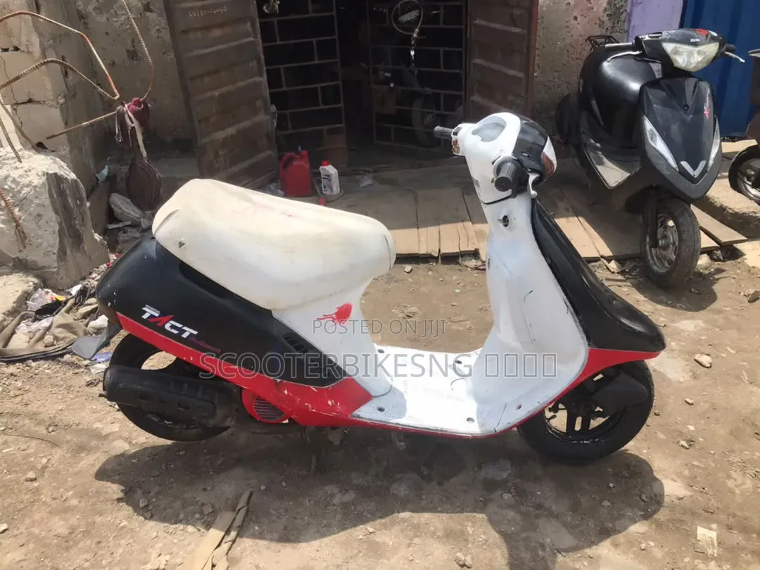 Honda Dio 2023 Red