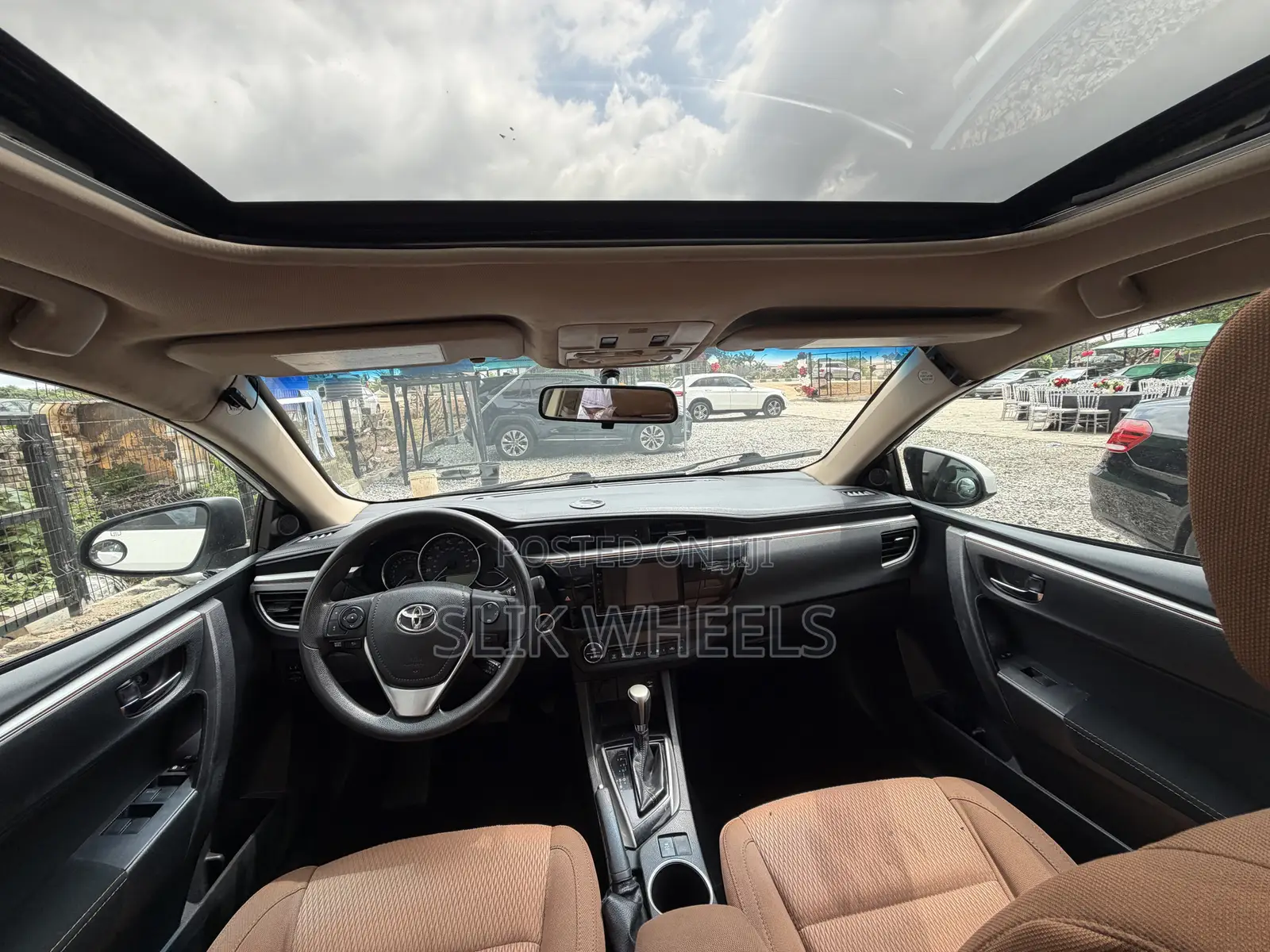 Toyota Corolla L 4dr Sedan (1.8L 4cyl 4A) 2015 White