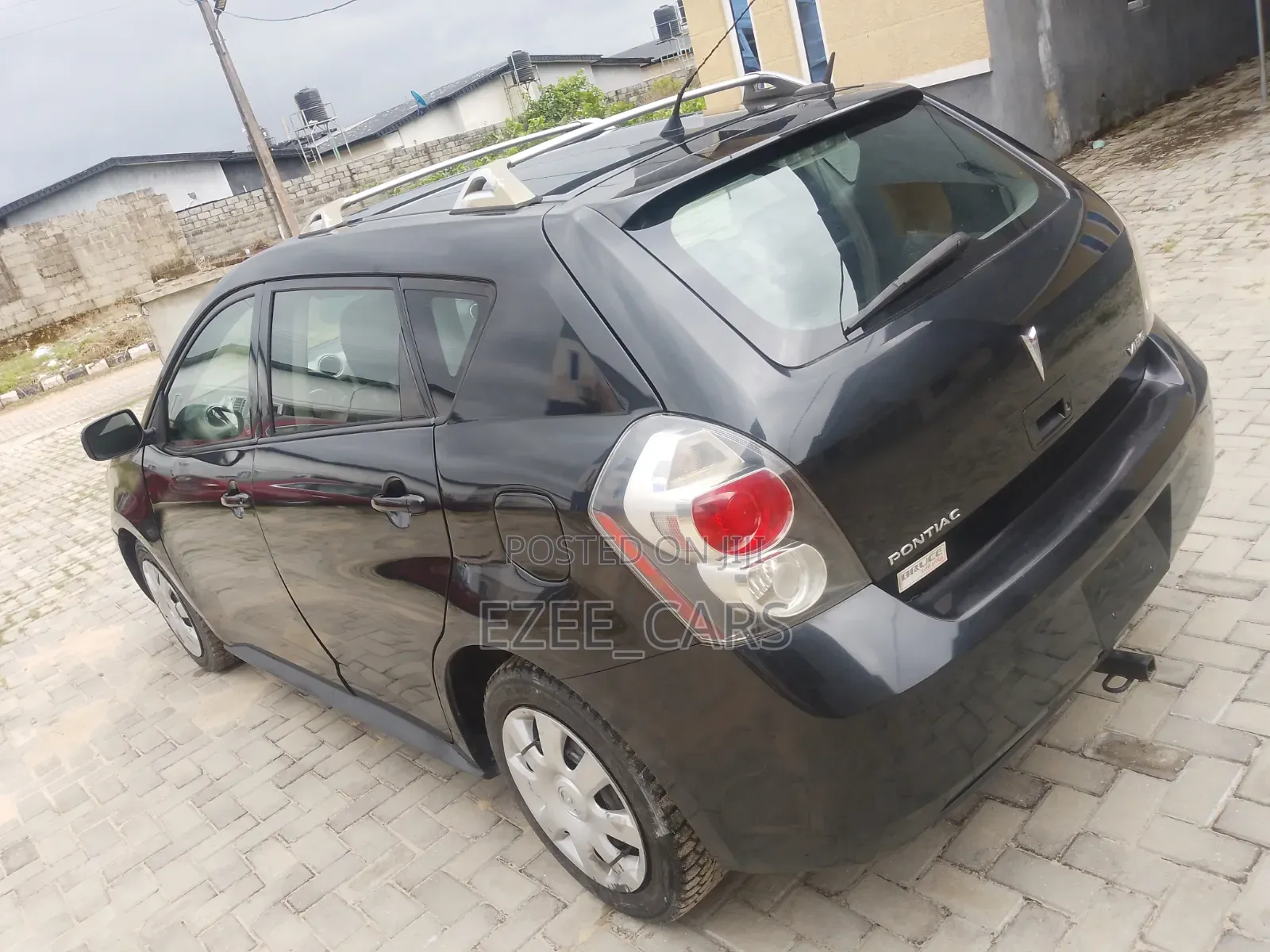 Pontiac Vibe 1.8L 2009 Black