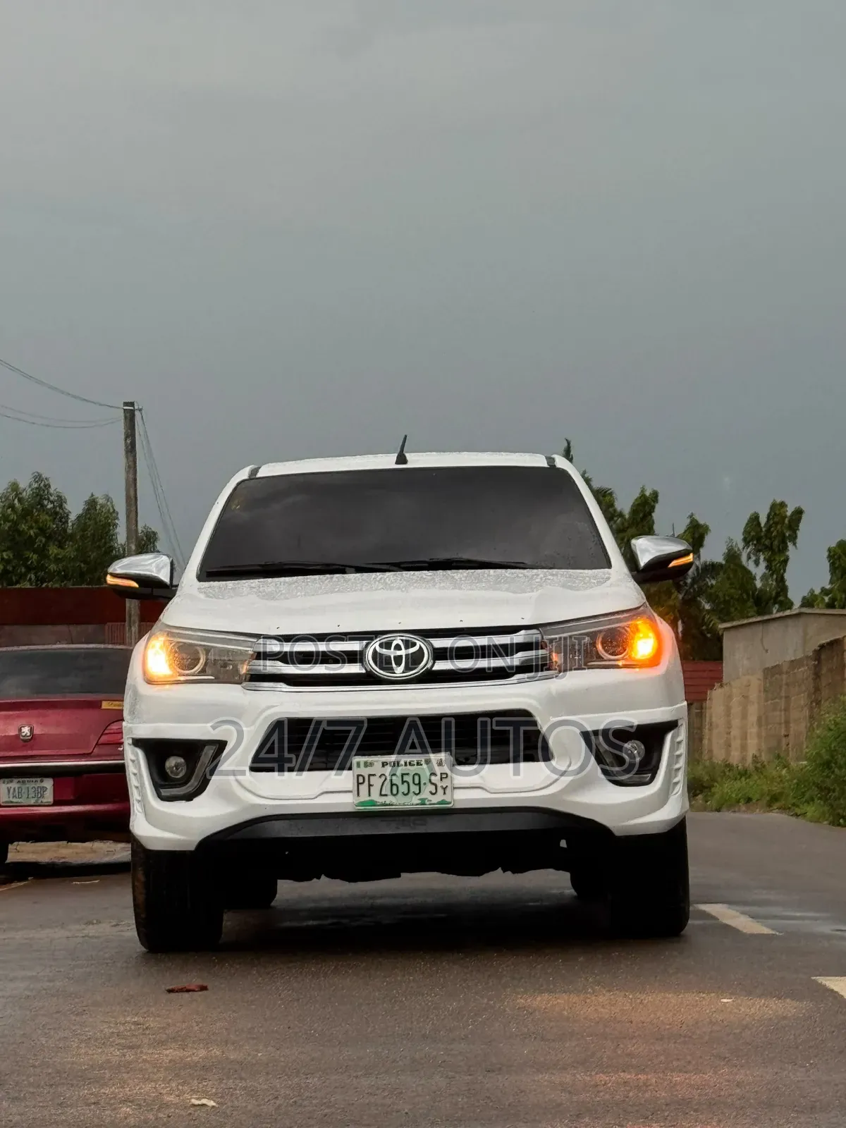 Toyota Hilux 2013 White