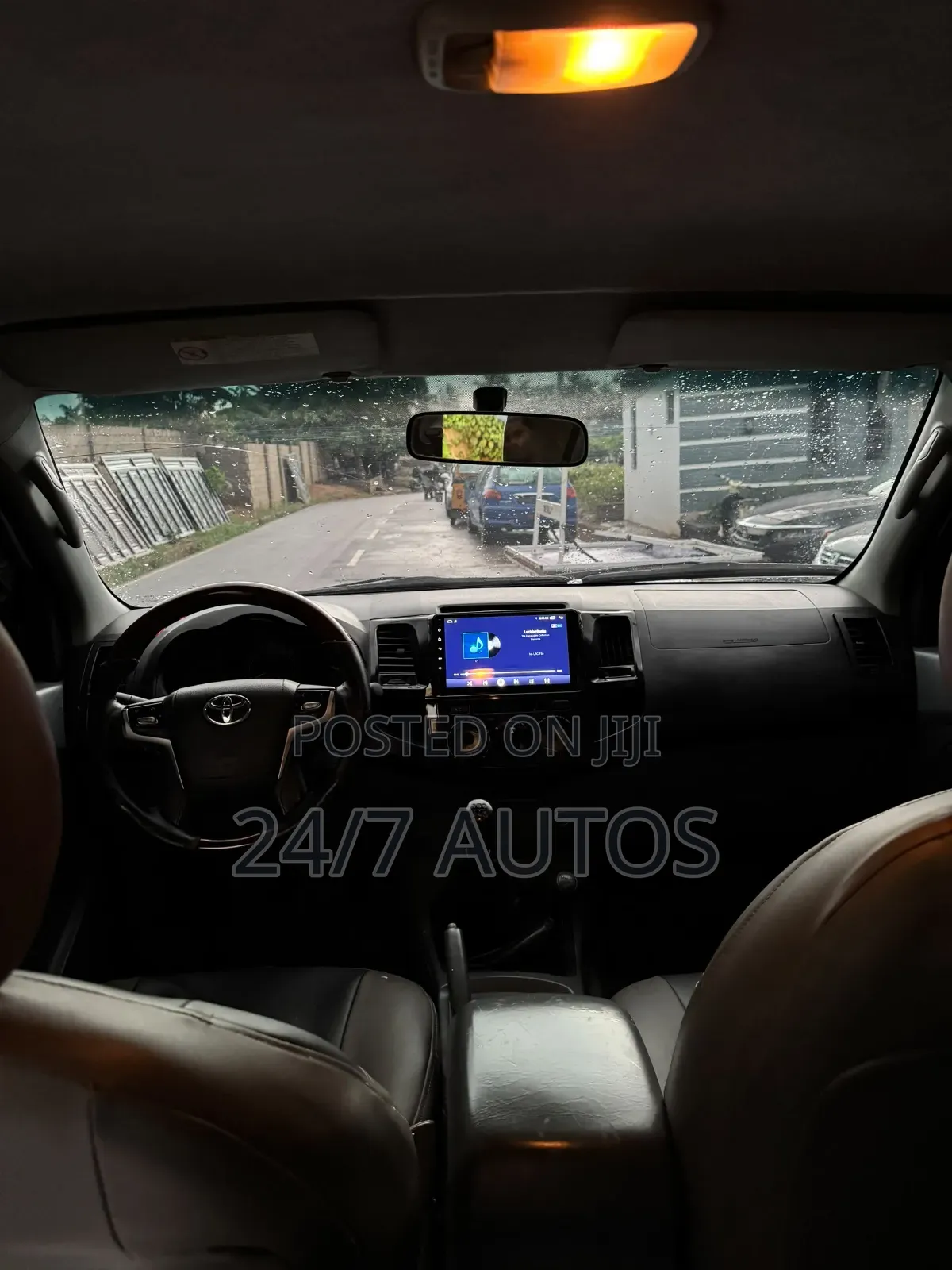 Toyota Hilux 2013 White