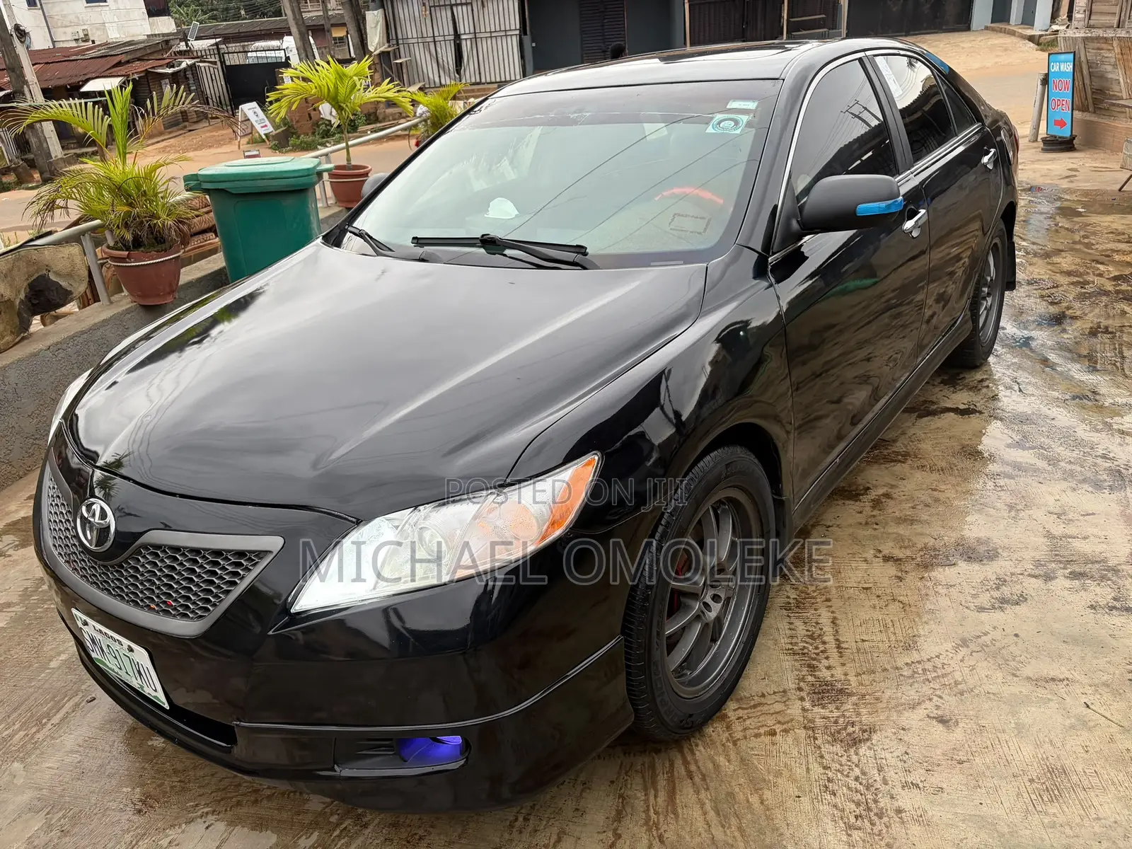 Toyota Camry LE V6 4dr Sedan (3.5L 6cyl 6AM) 2009 Black