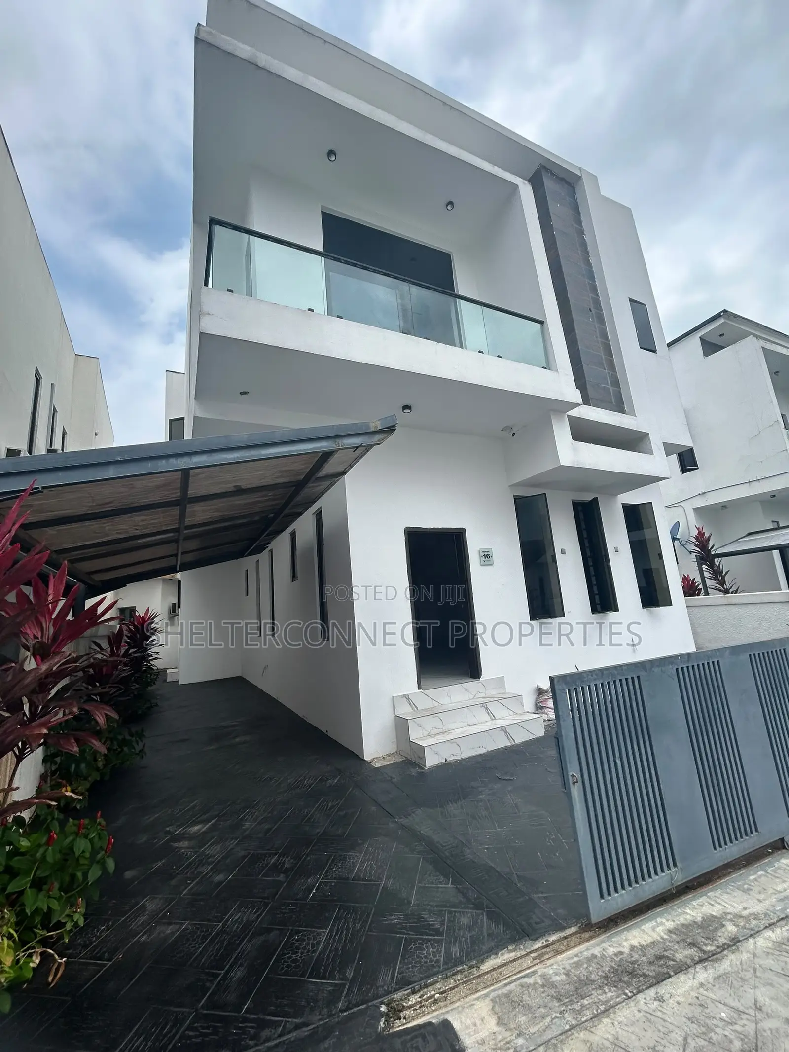 4bdrm Duplex in Orchid Road, Lekki for rent