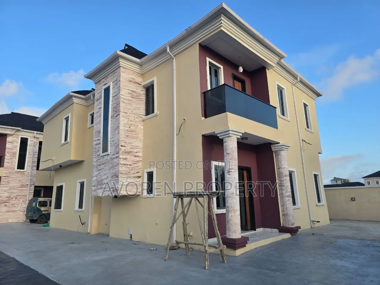 Furnished 4bdrm Apartment in Mayfair Garden, Awoyaya for rent