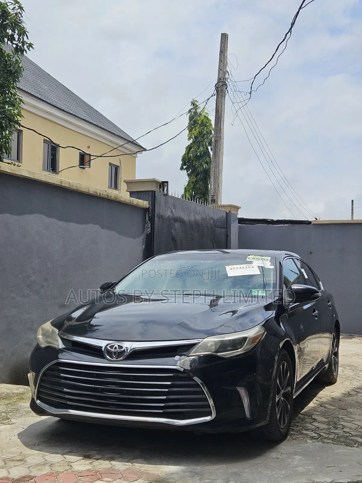 Toyota Avalon XLE FWDSedan (3.6L 6cyl 6A) 2016 Black