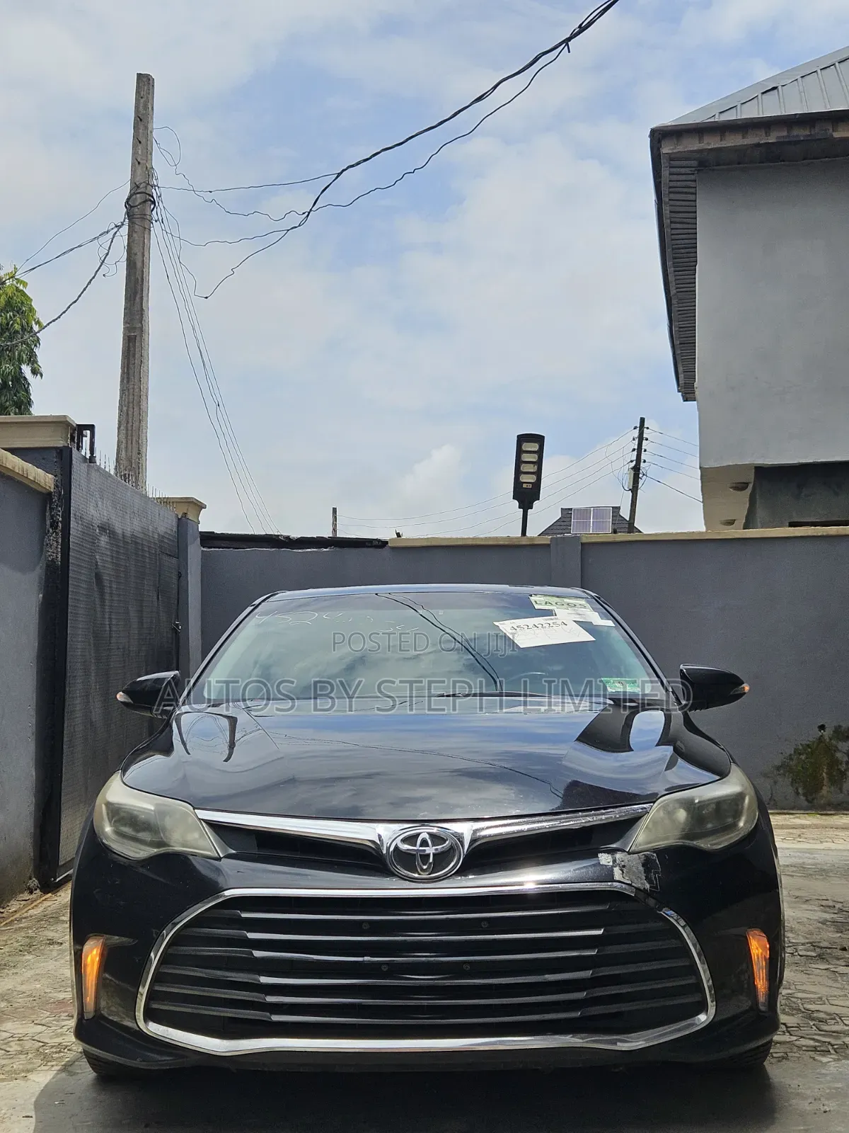 Toyota Avalon XLE FWDSedan (3.6L 6cyl 6A) 2016 Black