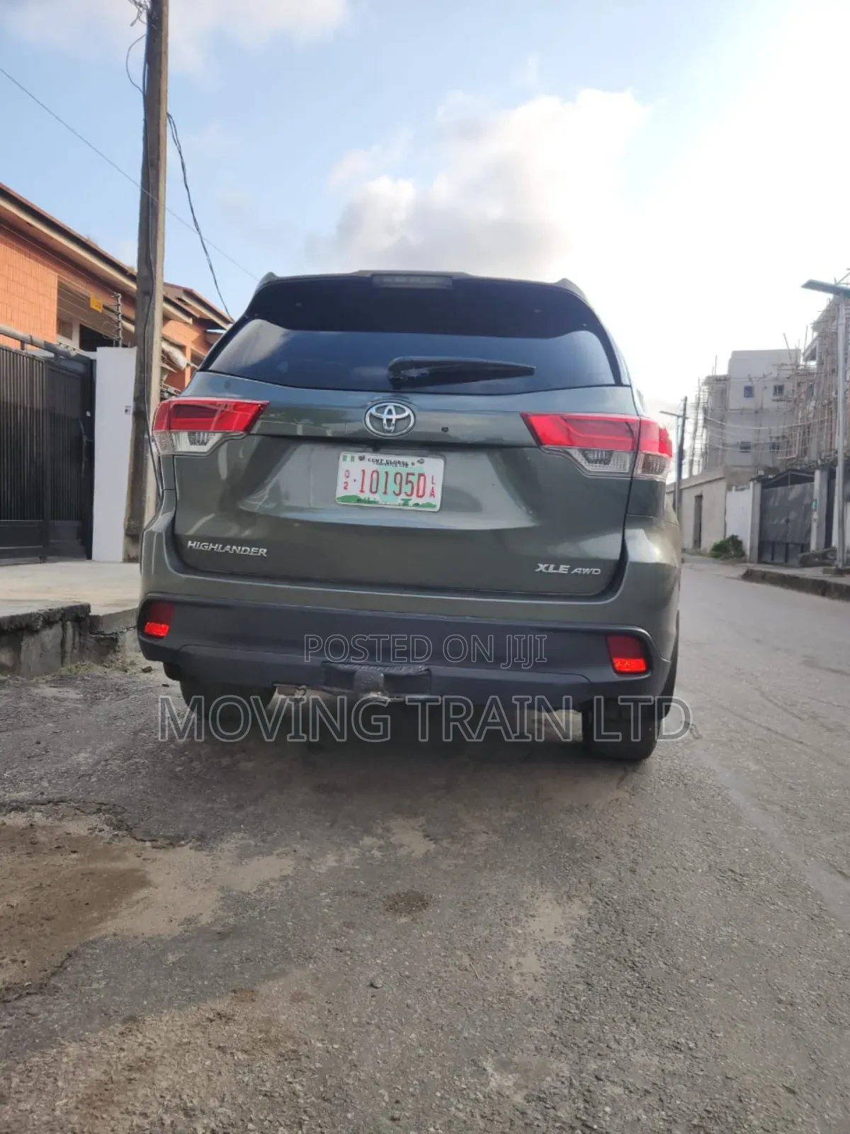 Toyota Highlander XLE V6 4x2 (3.5L 6cyl 6A) 2016 Green