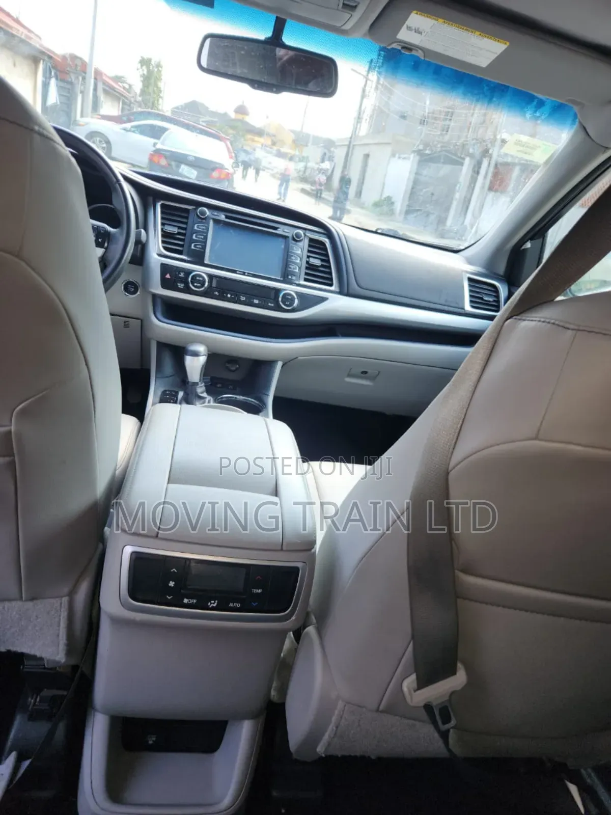 Toyota Highlander XLE V6 4x2 (3.5L 6cyl 6A) 2016 Green