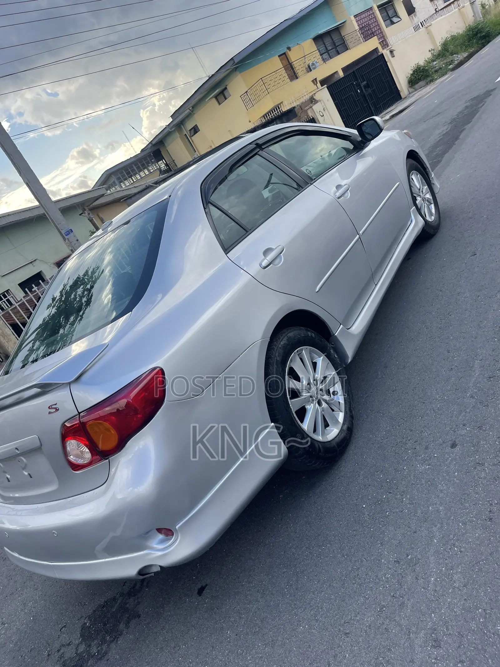 Toyota Corolla 2010 Silver