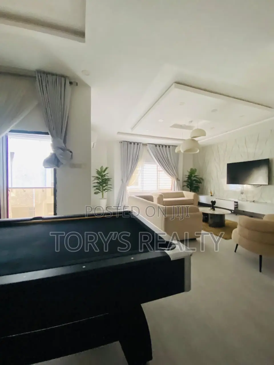Furnished 5bdrm Duplex in Lekki Phase 1 for rent