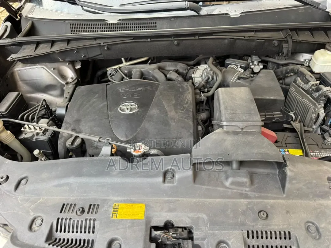 Toyota Highlander XLE 2019 Gray