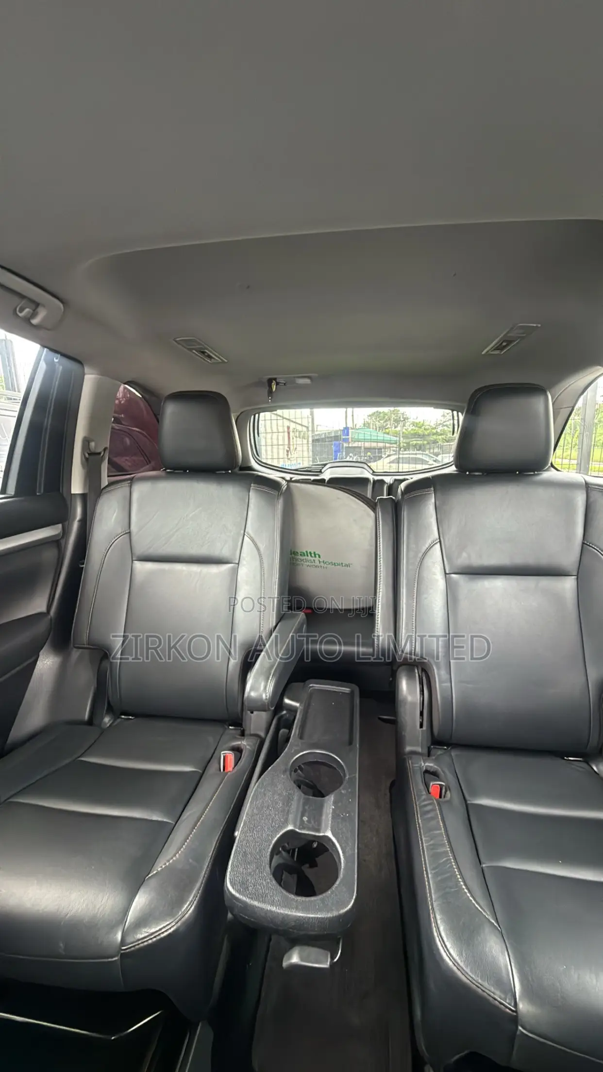 Toyota Highlander XLE 4x4 V6 (3.5L 6cyl 8A) 2017 Gray