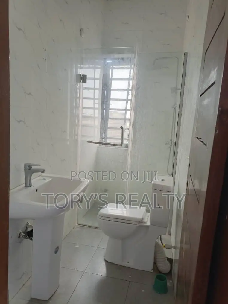 3bdrm Apartment in Ologolo for rent