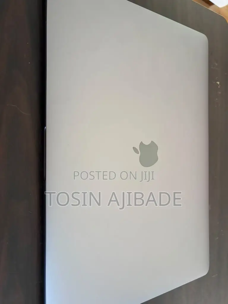 Laptop Apple MacBook Pro 2018 16GB Intel Core i7 SSD 512GB