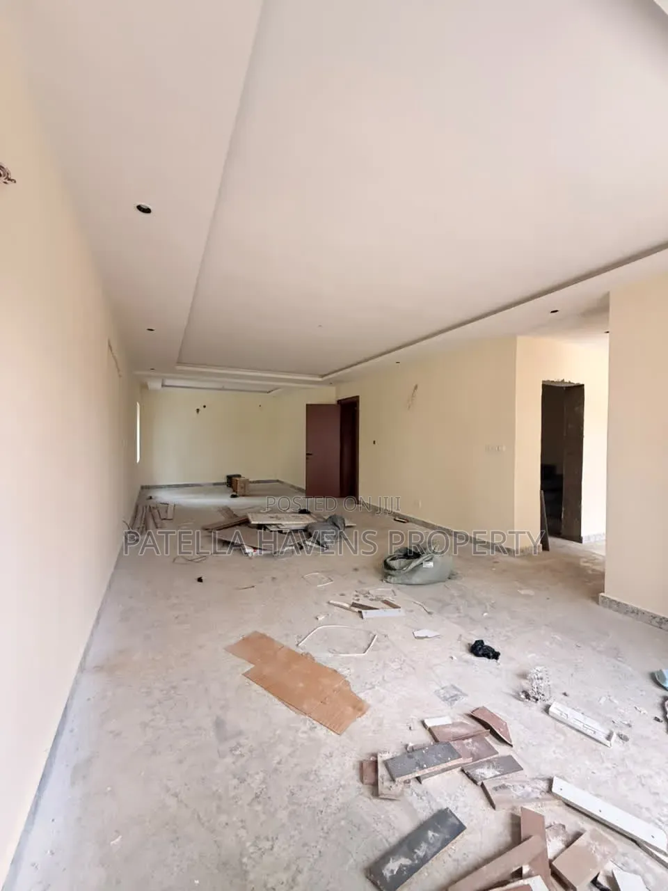 4bdrm Duplex in Kado for sale