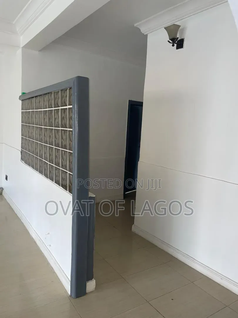 3bdrm Apartment in Parkview Estate for rent