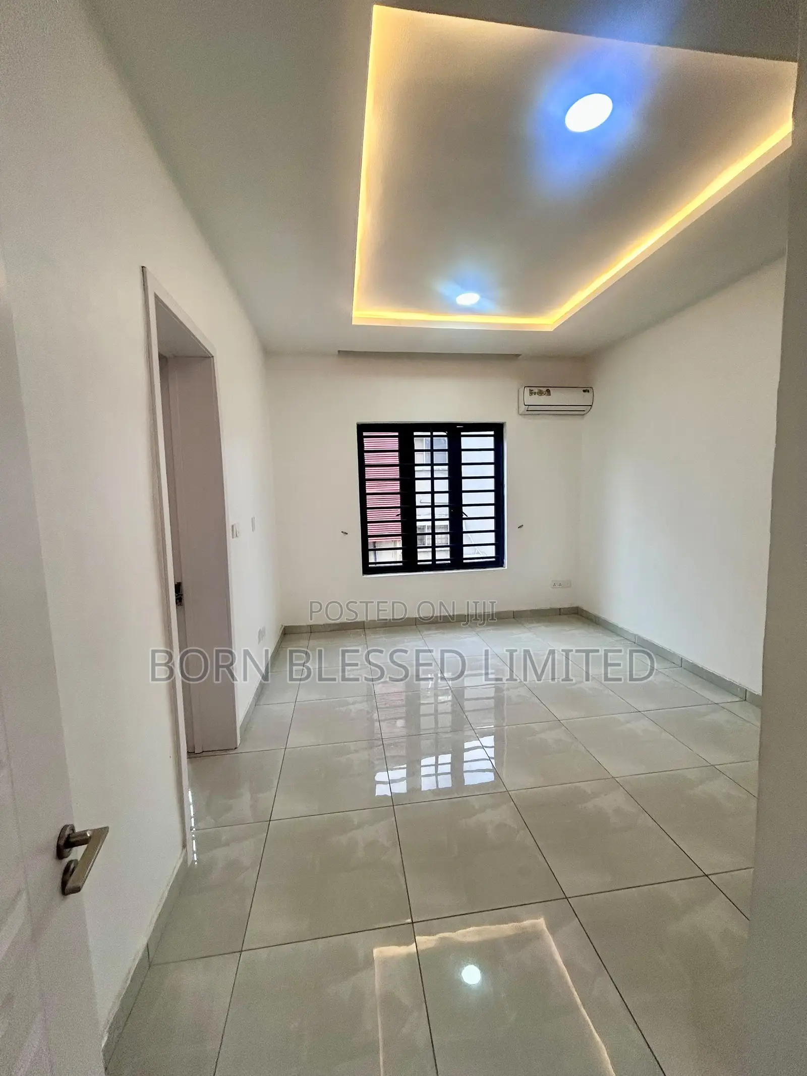 4bdrm Duplex in Victoria Island for rent
