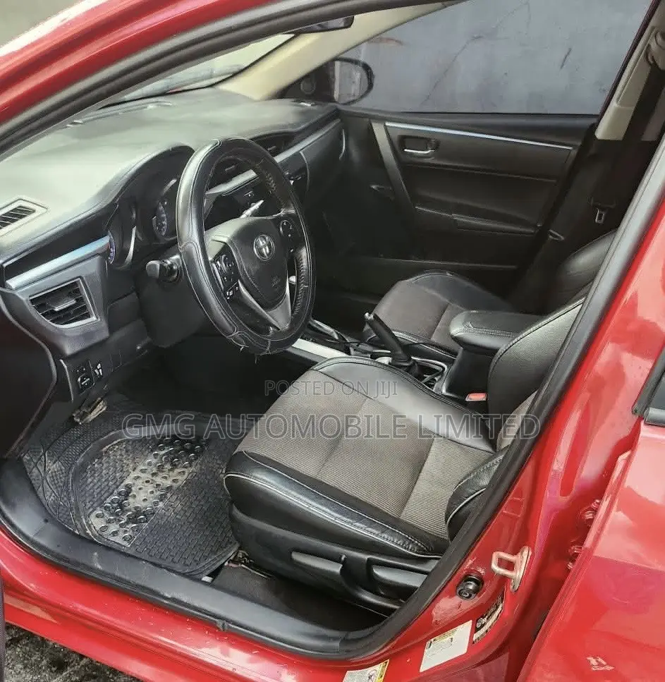 Toyota Corolla LE Eco 4dr Sedan (1.8L 4cyl CVT) 2015 Red