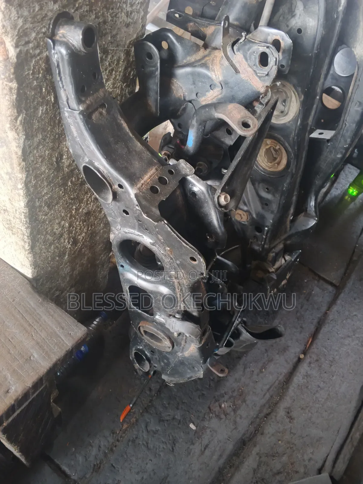 Back Beam Toyota RAV4 2014