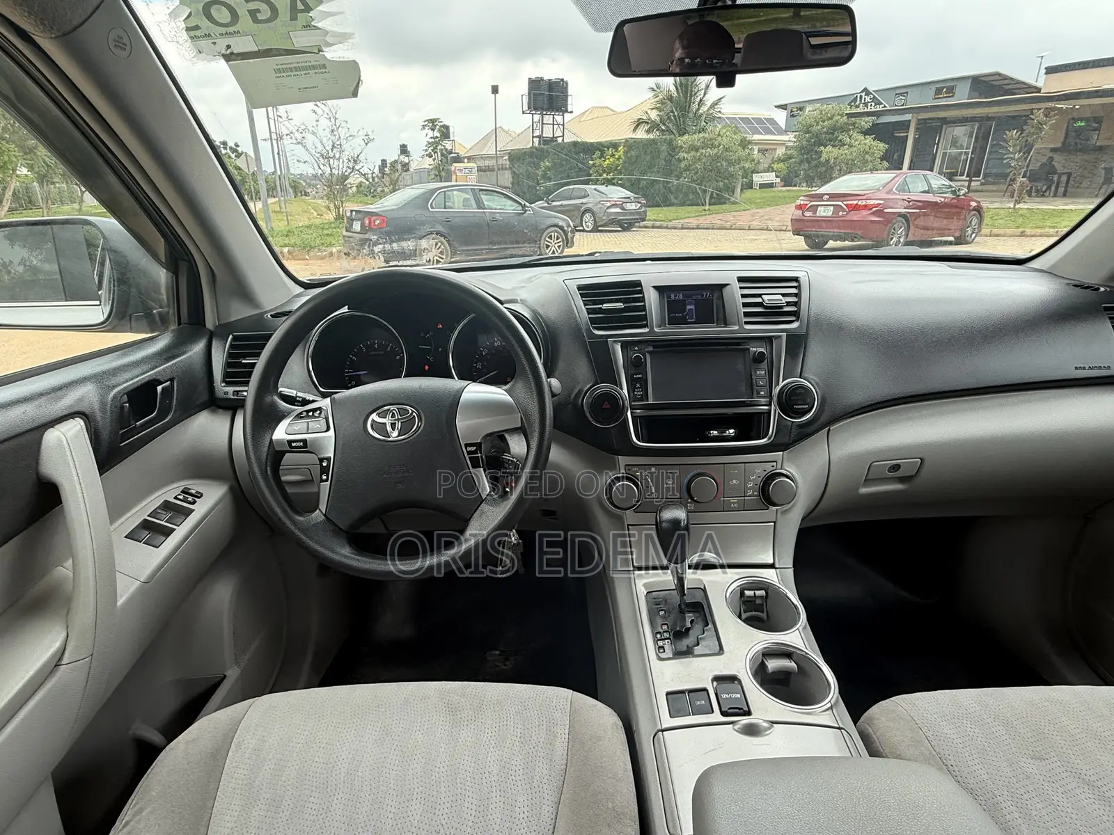 Toyota Highlander 3.5L 4WD 2013 Silver